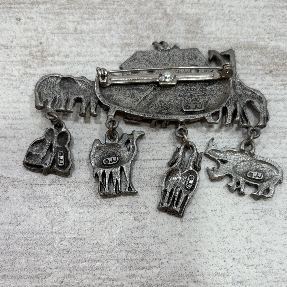 Vintage Whimsical Silver Noah's Ark Brooch |Pin | Brooch Jonette Jewelry Company - Picture 4 of 7